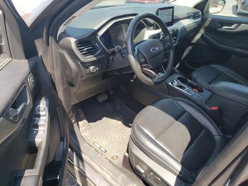 Used 2021 Ford Escape SEL w/ Technology Package image 10
