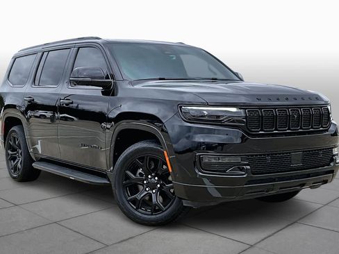 Used 2023 Jeep Wagoneer Series II image 3