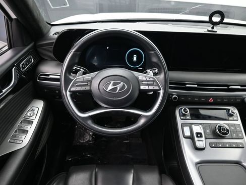 Used 2023 Hyundai Palisade Calligraphy image 24