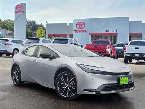 New 2026 Toyota Prius XLE image 1