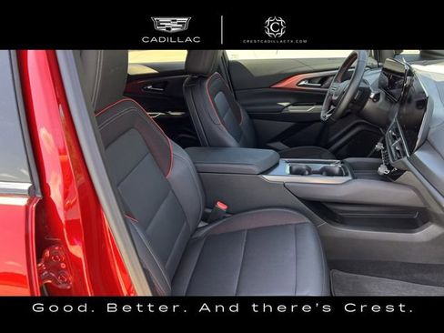 Used 2025 Chevrolet Equinox EV RS FWD image 23