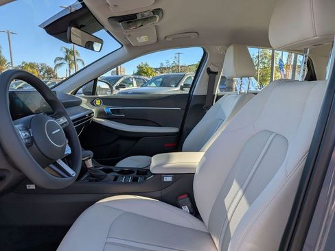 New 2025 Hyundai Sonata SE image 16