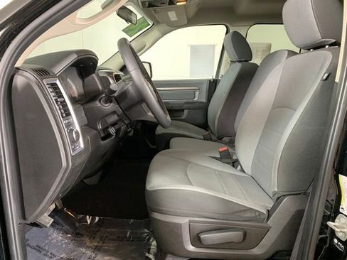 Used 2024 RAM 1500 Classic SLT AWD/4WD image 13