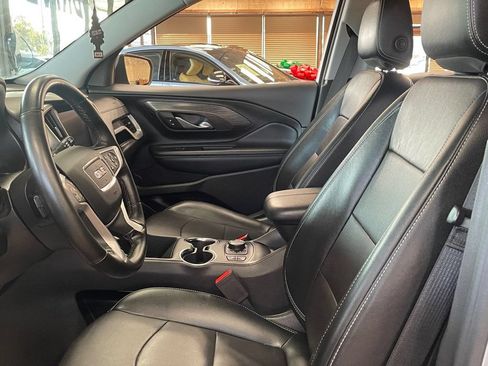 Used 2024 GMC Terrain SLT AWD/4WD image 15