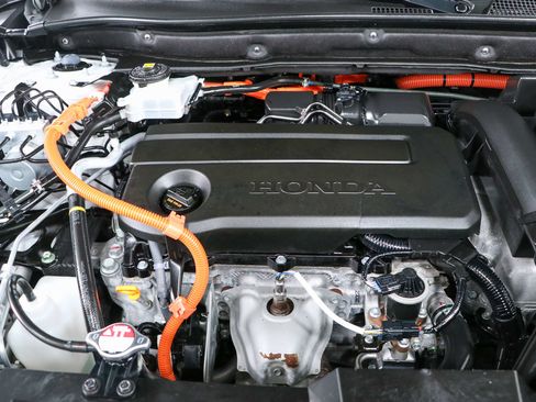 Used 2023 Honda CR-V Sport Touring image 31