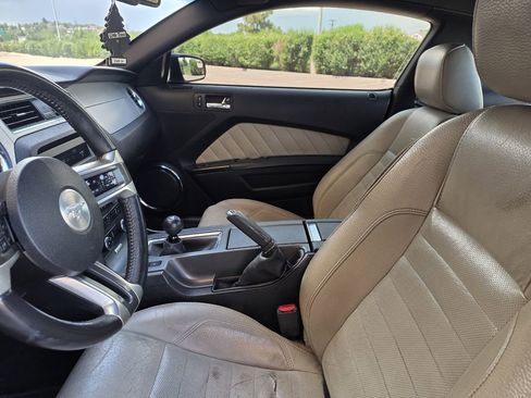Used 2012 Ford Mustang GT Premium w/ Brembo Brake Pkg RWD image 12