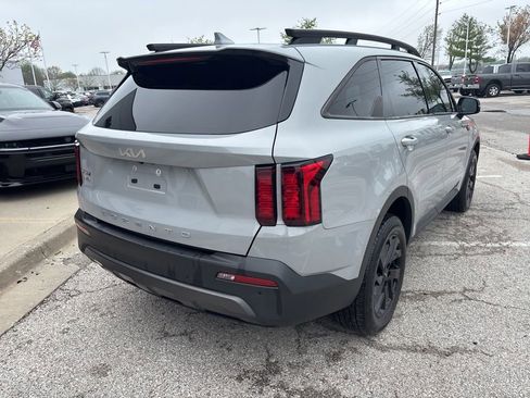 Used 2022 Kia Sorento S w/ Panoramic Sunroof Package AWD/4WD image 25