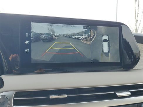 Used 2024 Hyundai Palisade Calligraphy image 23