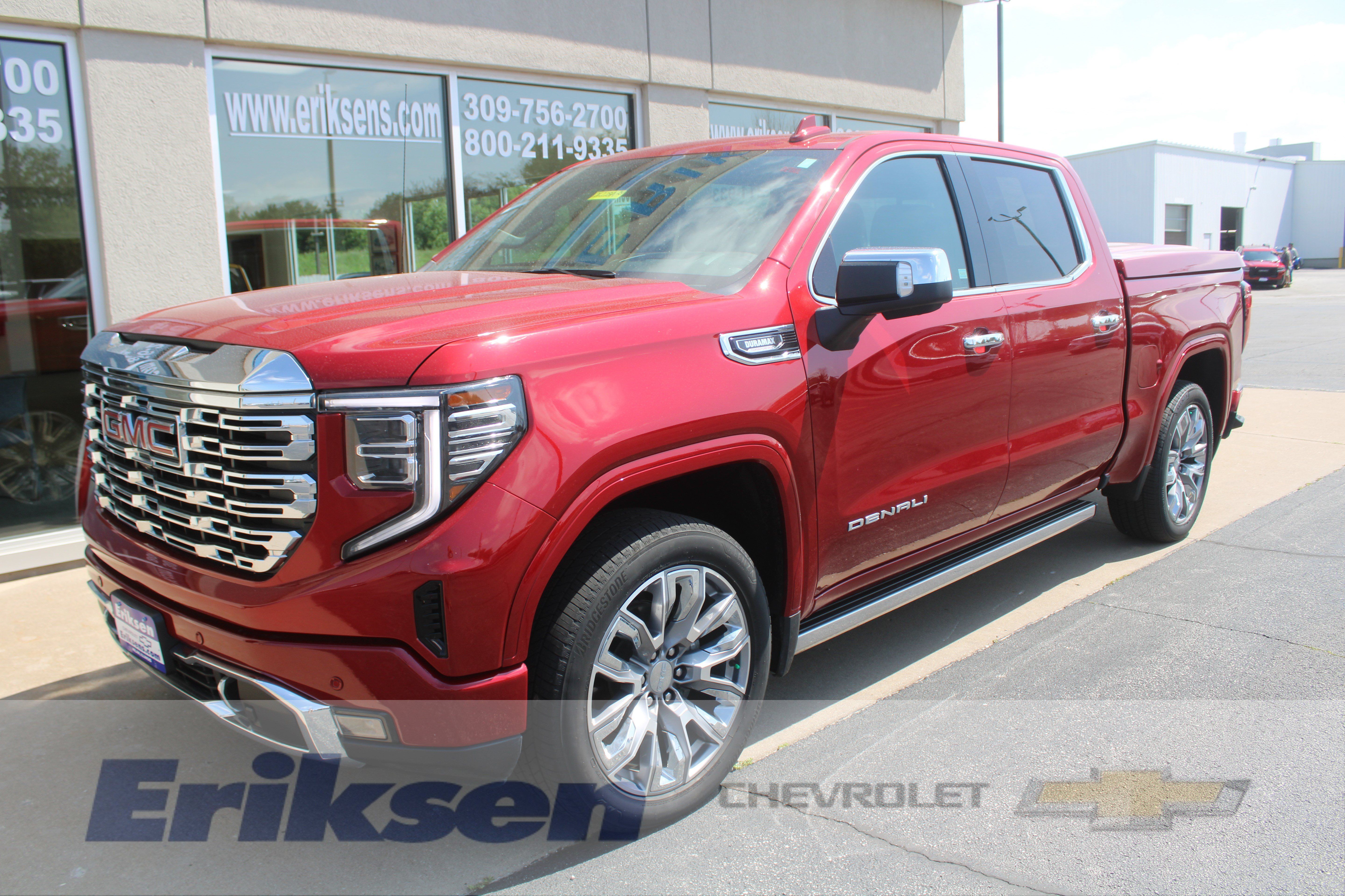 Certified 2024 GMC Sierra 1500 Denali w/ Denali Reserve Package AWD/4WD image 1