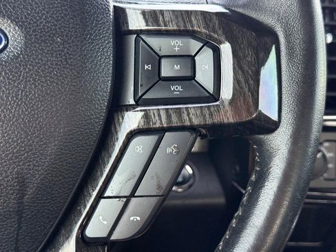 Used 2018 Ford F150 Lariat image 14