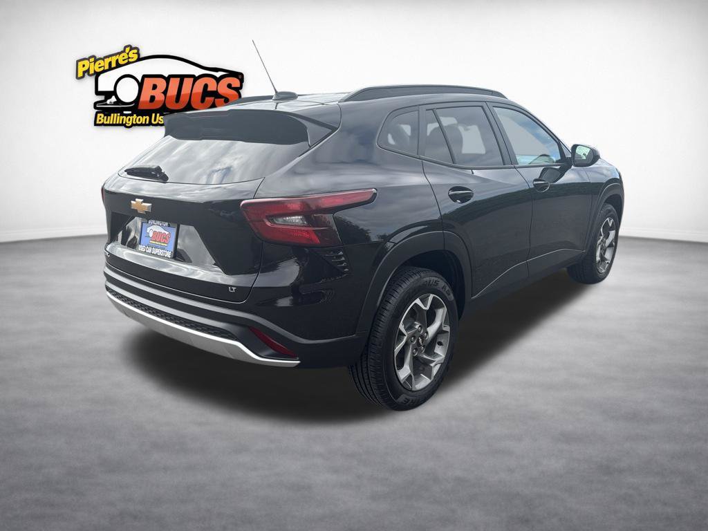 Used 2025 Chevrolet Trax LT FWD image 5