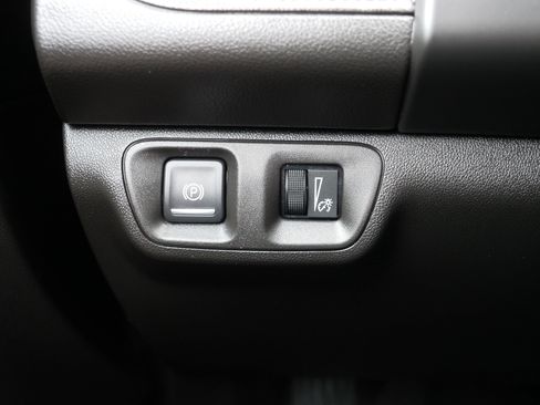 Used 2018 GMC Acadia Denali image 26