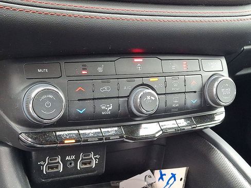 Used 2023 Dodge Durango GT AWD/4WD image 25