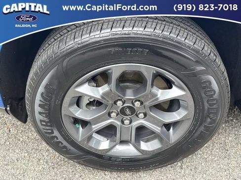 Certified 2025 Ford Maverick XLT w/ XLT Luxury Package AWD/4WD image 13