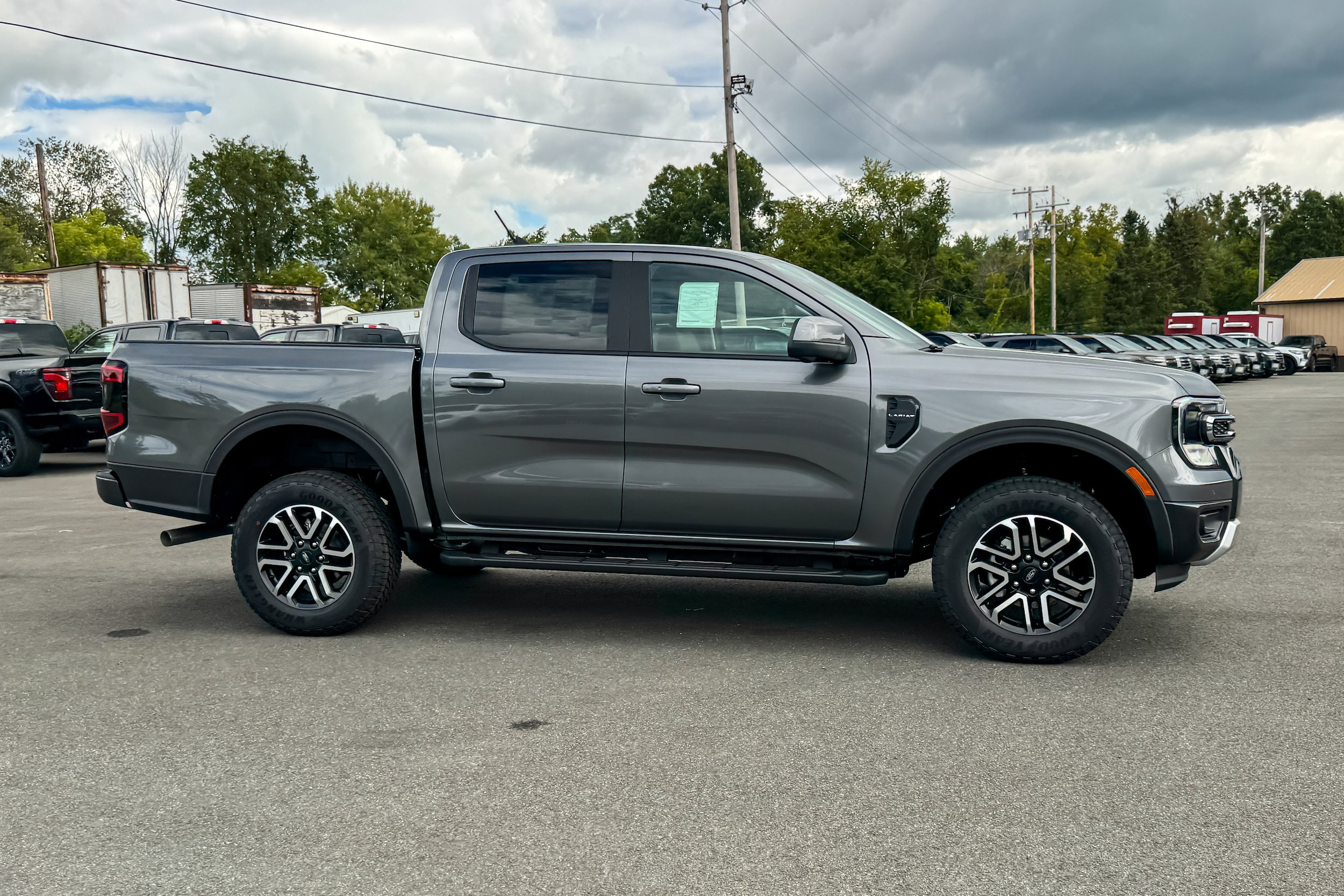 New 2026 Ford Ranger Lariat w/ Convenience Package AWD/4WD image 2