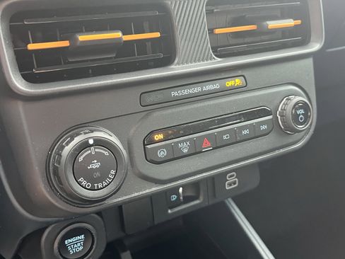 Used 2025 Ford Maverick Tremor AWD/4WD image 19