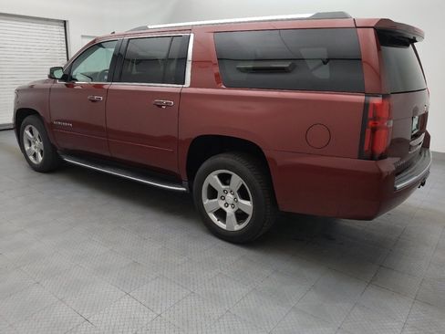 Used 2017 Chevrolet Suburban Premier image 3