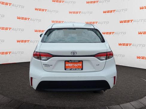 Used 2024 Toyota Corolla LE FWD image 4