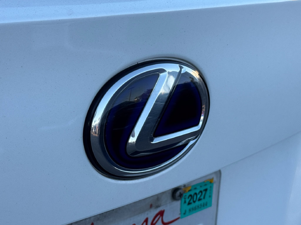 Used 2011 Lexus CT 200h Premium w/ Premium Audio Pkg FWD image 5