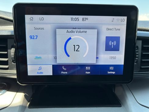 Used 2023 Ford Explorer XLT RWD image 11