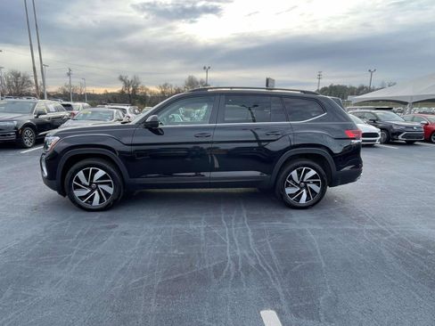 Certified 2025 Volkswagen Atlas SE w/ Panoramic Sunroof Package image 6