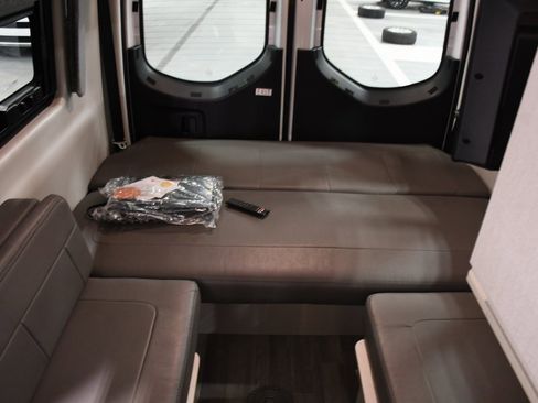 Used 2022 Mercedes-Benz Sprinter 144 Cargo image 24