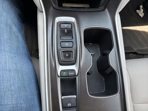 Used 2018 Honda Accord Touring image 22