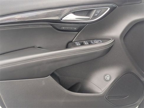 Used 2022 Buick Envision Essence w/ Sport Touring Package image 14
