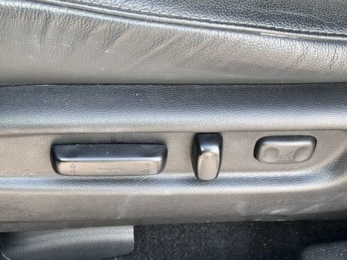 Used 2022 Honda Pilot Touring image 8
