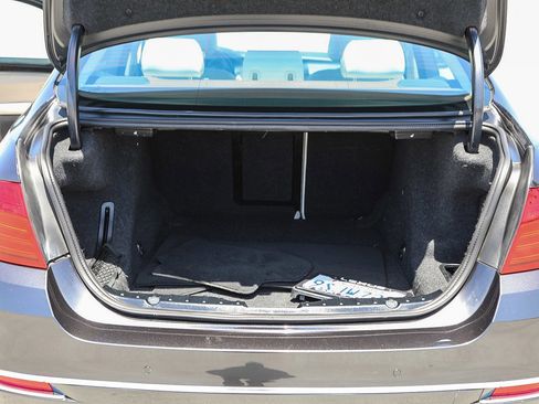 Used 2015 BMW 528i Sedan RWD image 25