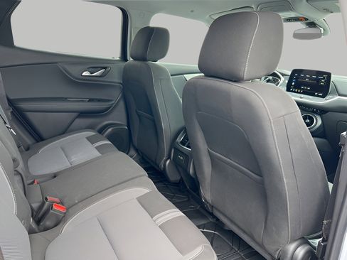 Used 2024 Chevrolet Blazer LT w/ Convenience Package image 32