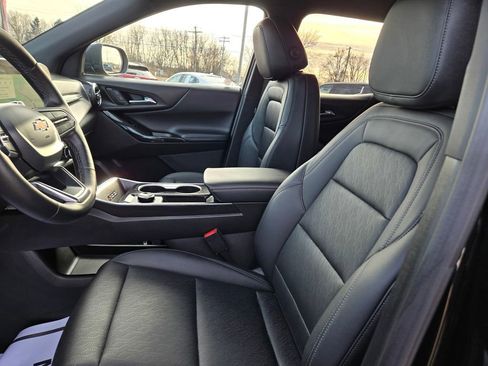 New 2026 Chevrolet Equinox LT w/ Convenience Package II image 16