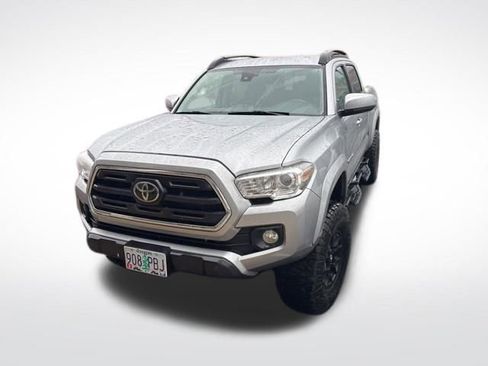 Used 2019 Toyota Tacoma SR5 image 6