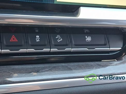 Certified 2026 Chevrolet Silverado 1500 LTZ AWD/4WD image 28