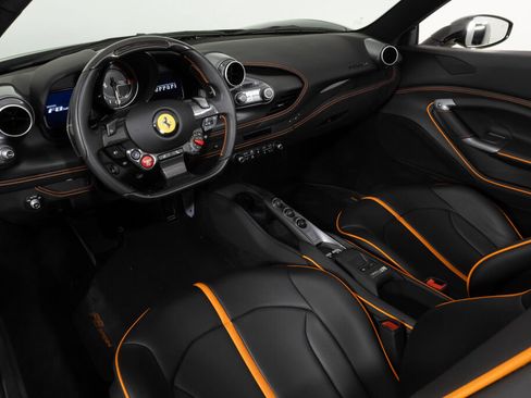Used 2022 Ferrari F8 Tributo RWD image 33