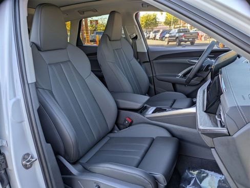 New 2025 Audi Q5 Premium Plus image 10