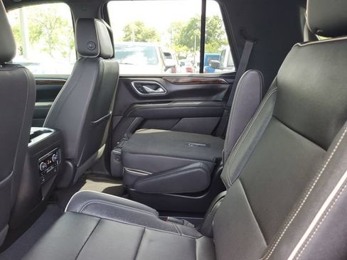 Used 2023 Chevrolet Tahoe Premier RWD image 9