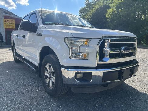Used 2015 Ford F150 XLT AWD/4WD image 2