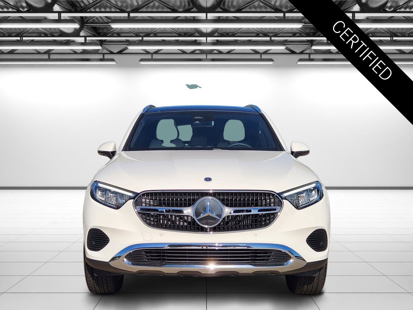 Certified 2026 Mercedes-Benz GLC 300 image 4