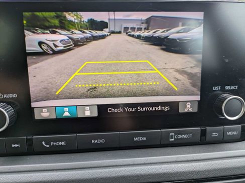 Used 2024 Honda Accord EX image 12