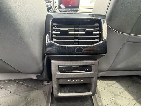 Used 2023 Volkswagen ID.4 Pro S Plus AWD/4WD image 15