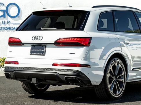 New 2026 Audi Q7 3.0T Premium Plus AWD/4WD image 8