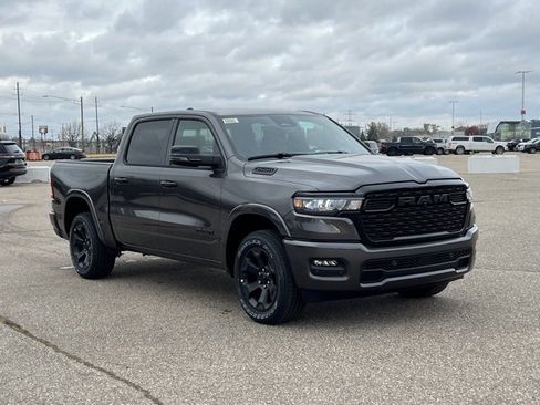 New 2026 RAM 1500 4x4 Crew Cab image 4