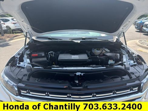 Used 2023 Chevrolet Tahoe Premier AWD/4WD image 36
