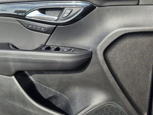 Used 2024 Buick Envision Preferred image 22