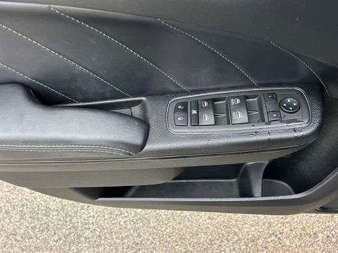 Used 2022 Dodge Charger R/T w/ Plus Group image 31