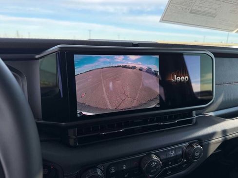 New 2026 Jeep Wrangler Unlimited Rubicon image 31