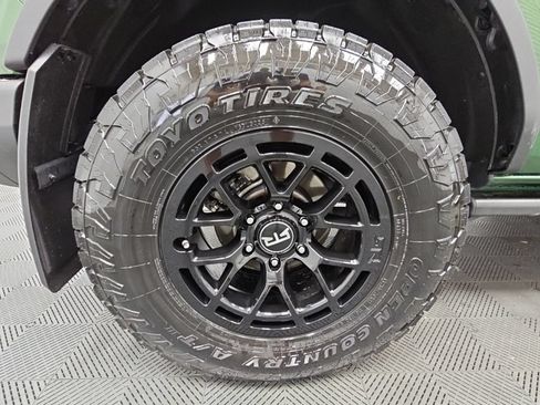 Used 2024 Ford Bronco Black Diamond AWD/4WD image 48