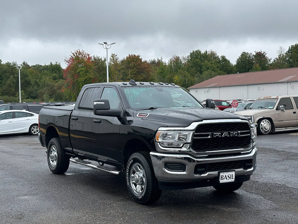 Used 2024 RAM 2500 Tradesman w/ Chrome Appearance Group AWD/4WD image 37