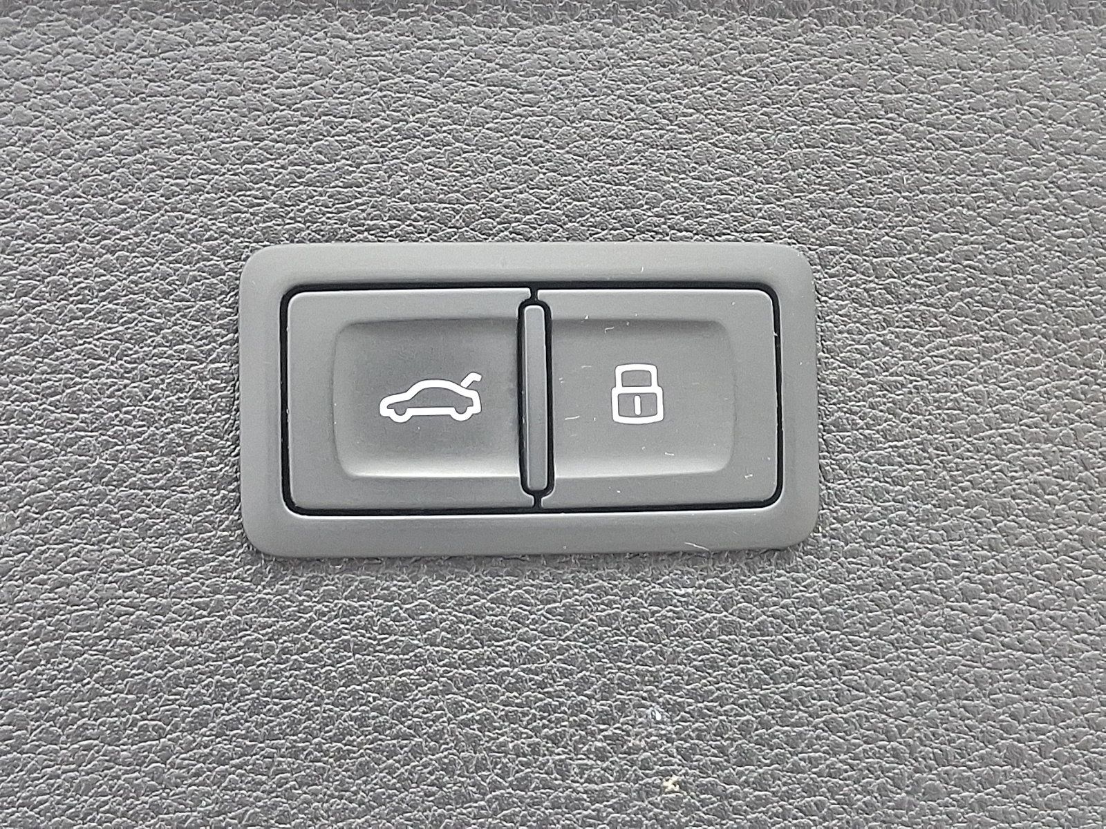 Used 2020 Audi Q5 2.0T Premium w/ Convenience Package AWD/4WD image 28